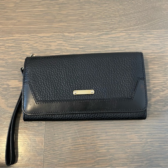 Burberry Black Leather Zip Around Long Tri-fold Purse/Wallet - Picture 1 of 6